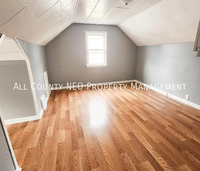 16409 Cloverside Ave — Photo 15