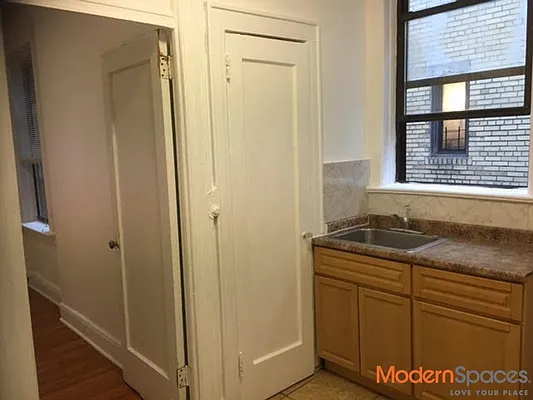 Rented by Modern Spaces | media 4