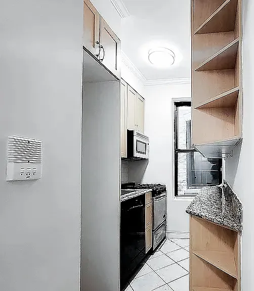 209 W 102nd St #1C — Photo 2