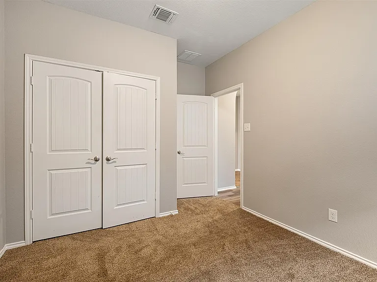 12401 Franklin D Roosevelt St — Photo 30