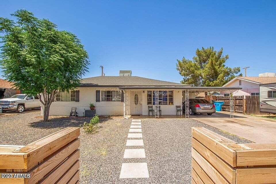 1st image of 2830 W SOLANO Drive S