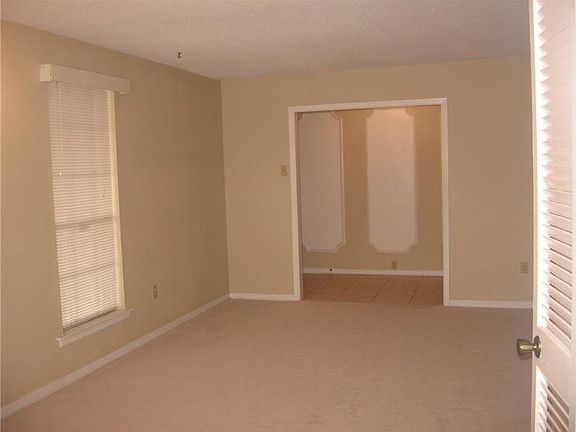 5th image of 4225 Beaujolais Dr