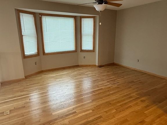 4th image of 2718 140th Ln NW