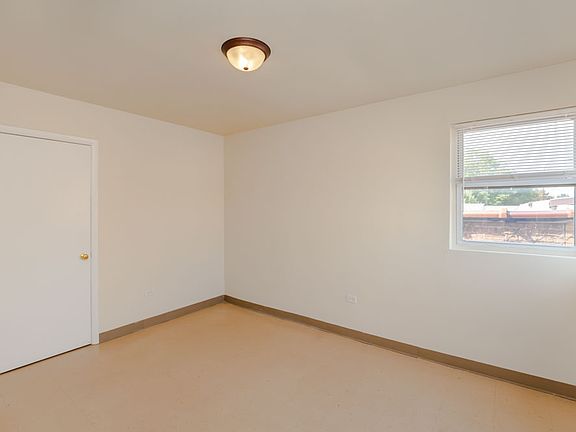 5th image of 5741 W 35th St APT 7F