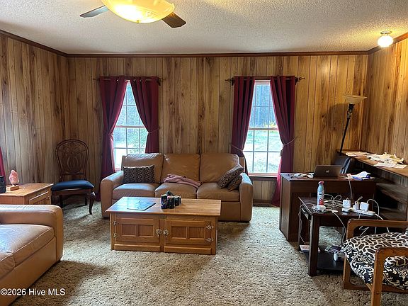 4th image of 1039 Pine Ridge Road