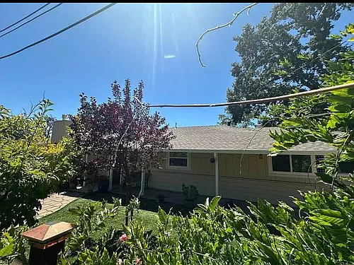 1410 Dewing Ln Photo 1