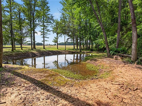 3rd image of 145 Old Sanders Rd