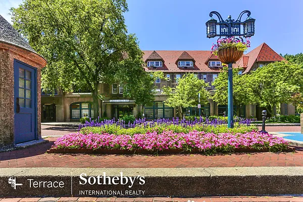 78-14 Austin Street #2J in Forest Hills, Queens | StreetEasy