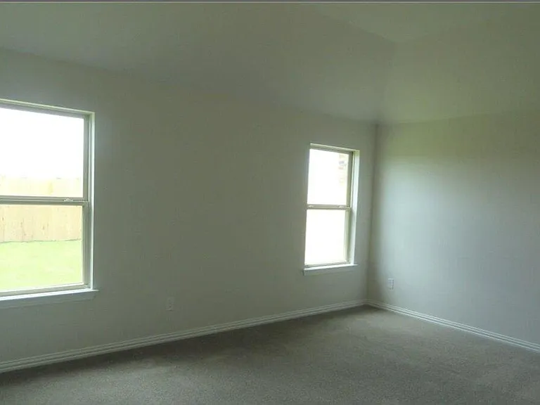 5672 Corsica Loop — Photo 14