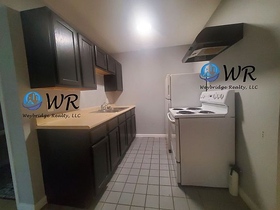 2nd image of 2123 Saint Leo Pl Unit 2