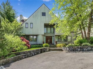 32 Harrows Ln, Purchase, NY 10577