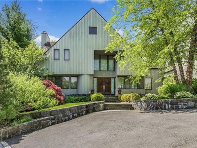 32 Harrows Ln, Purchase, NY, 10577