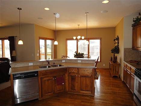 4th image of 5143 N 173rd Avenue Cir