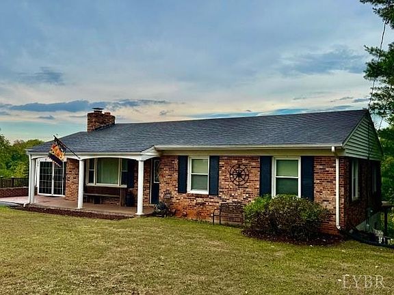 3rd image of 899 Burks Hill Rd