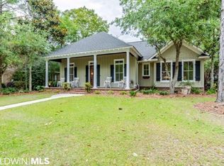 222 Wentworth St, Fairhope, AL 36532