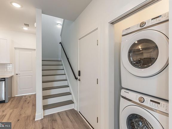 4th image of 1423 N 8th St #3
