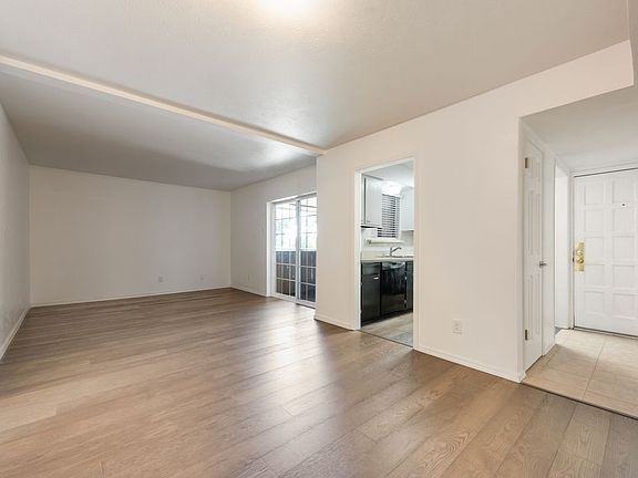 4th image of 2803 Rio Branco St APT 202J