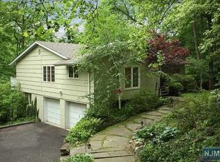 143 Leroy St, Tenafly, NJ 07670