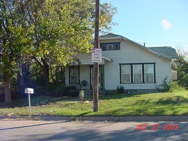 1st image of 817 Cockerell Dr