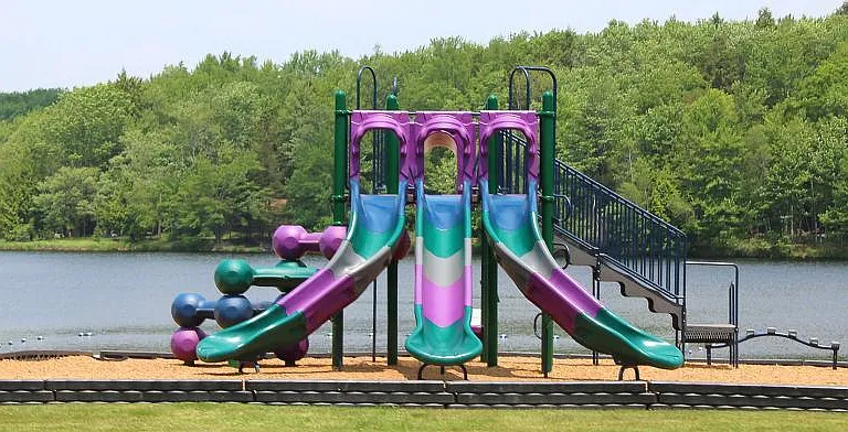 Arrowhead Lake Playground _ A community playground just minutes away, perfect for family fun and outdoor play.