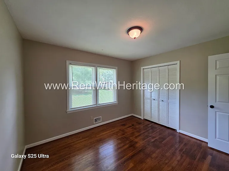 6266 Melrose St — Photo 35