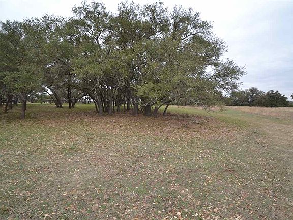 3rd image of 124 Longhorn Oak