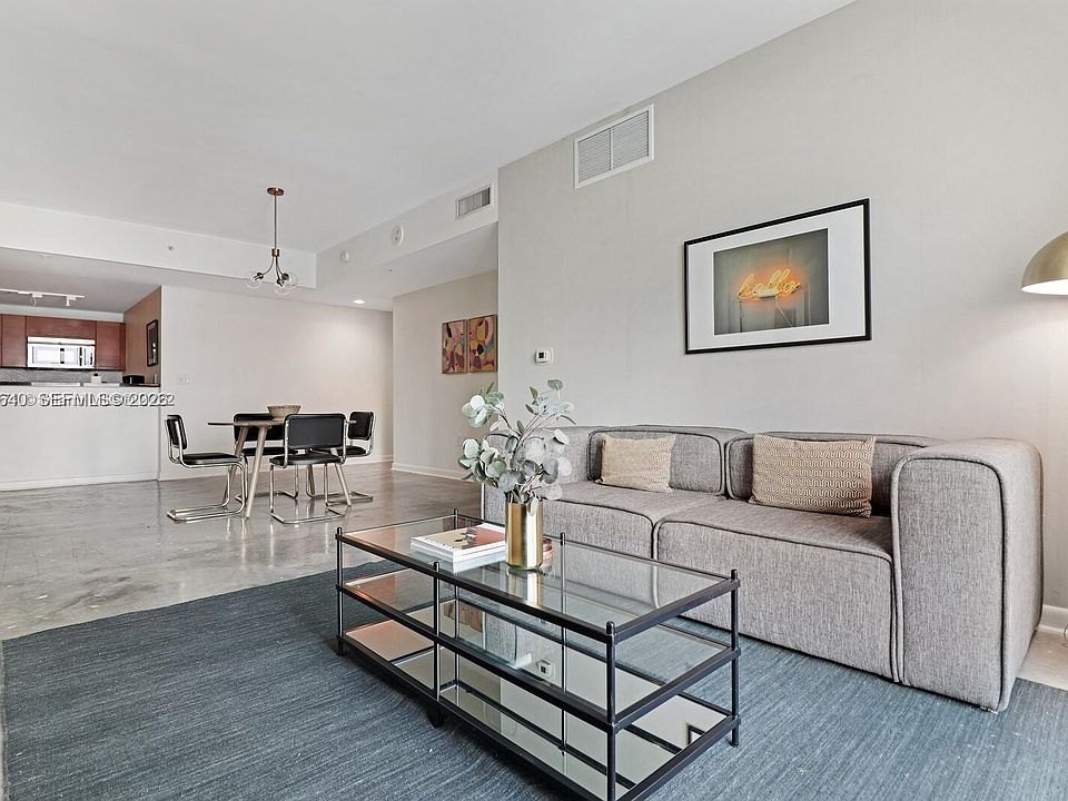 1st image of 253 NE 2nd St APT 508