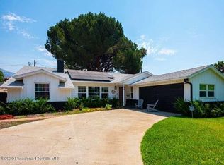 2048 Sinaloa Ave, Altadena, CA 91001