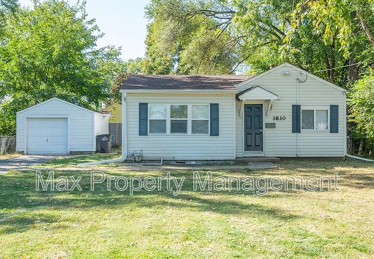 3830 51st St — Photo 18