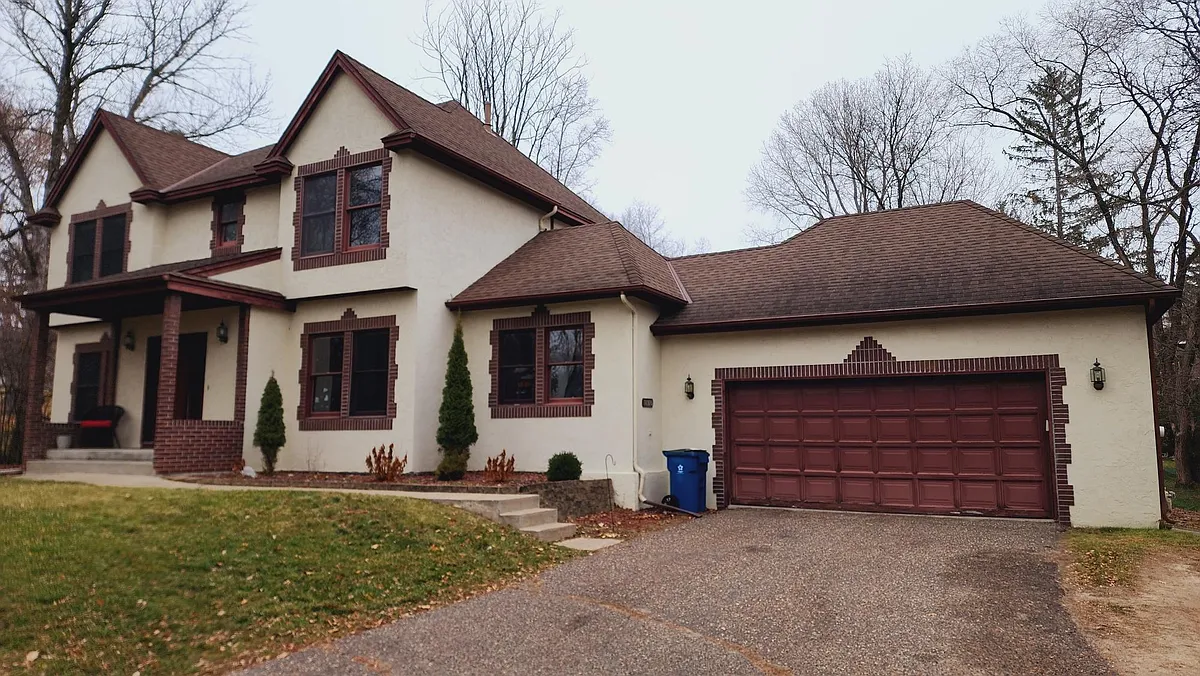 Building Photo - 14920 McGinty Rd W