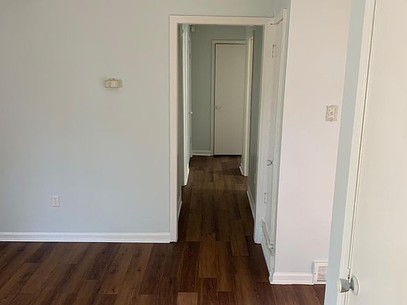 4th image of 3773 Hillridge St