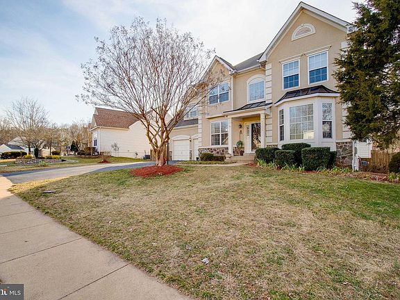 3rd image of 9333 Hersch Farm Ln