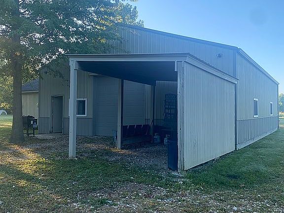 4th image of 6442 E County Road 1500 N