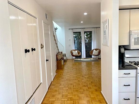 5th image of 2453 Chelsea Pl APT 2