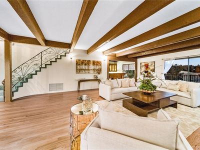 22280 Del Valle St, Woodland Hills, CA, 91364