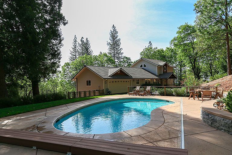 1st image of 14300 Cahill Ln