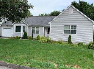 377 Woodridge, Shelton, CT 06484