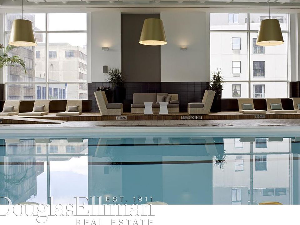 1st image of 560 W 43rd St APT 031F
