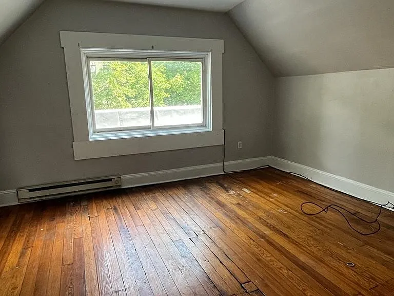 1015 Clay Ave #5 — Photo 6