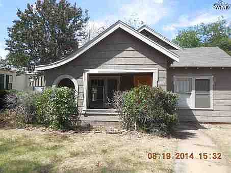 3rd image of 1662 Dayton Ave