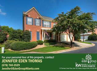1425 Eastham Ct, Dunwoody, GA 30338