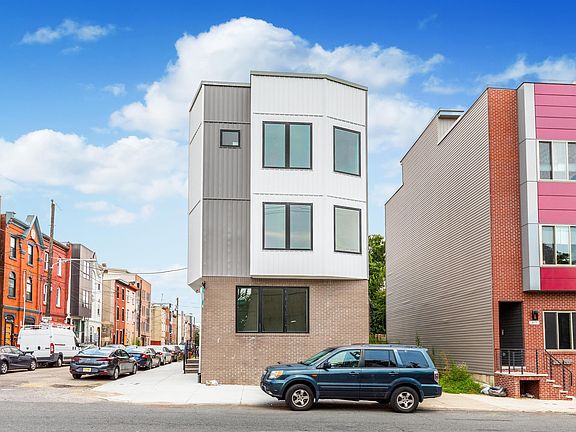 3rd image of 621 Cecil B Moore Ave #2