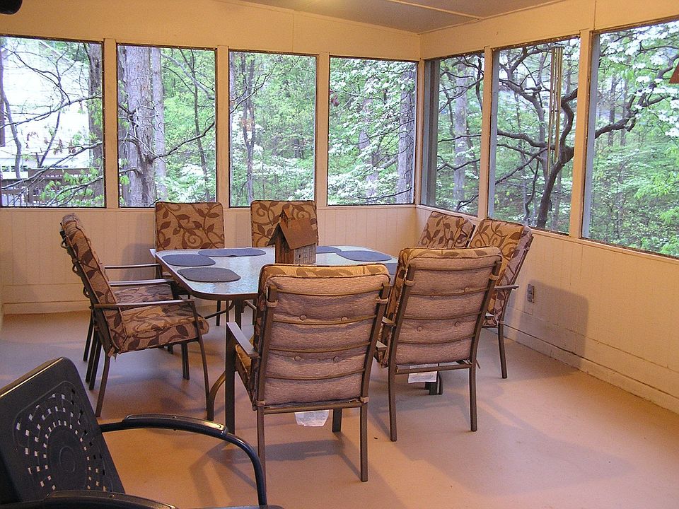 Screen Porch
