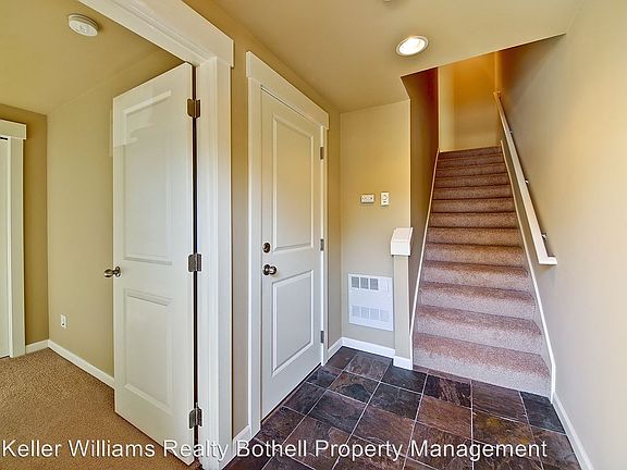 2nd image of 1214 6th Ave N APT B