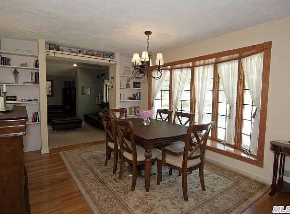4th image of 12 North Ln