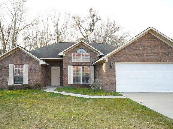 2nd image of 438 Edgewater Dr