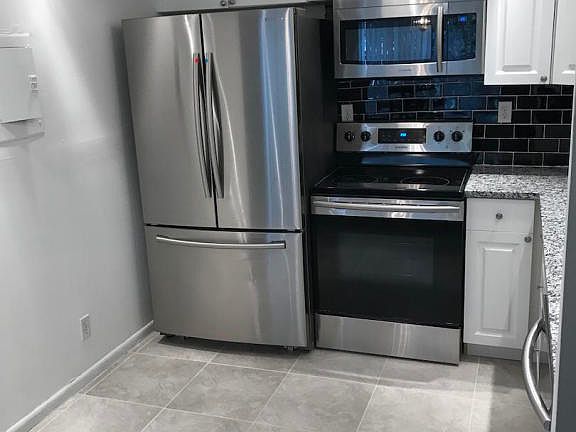 2nd image of 199 Piedmont E