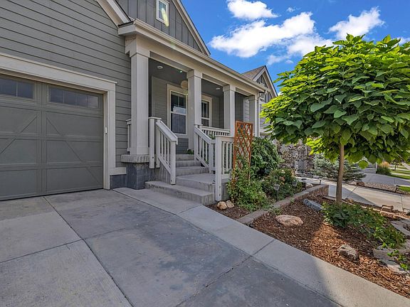 2nd image of 980 Sandstone Cir