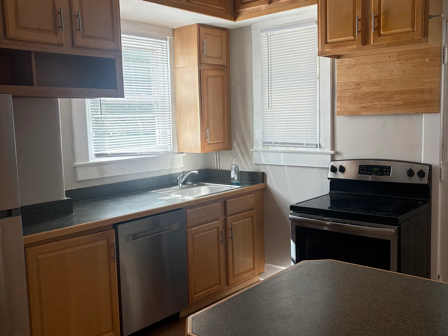 2 bed, 1400 sqft, $1,475 — Photo 2