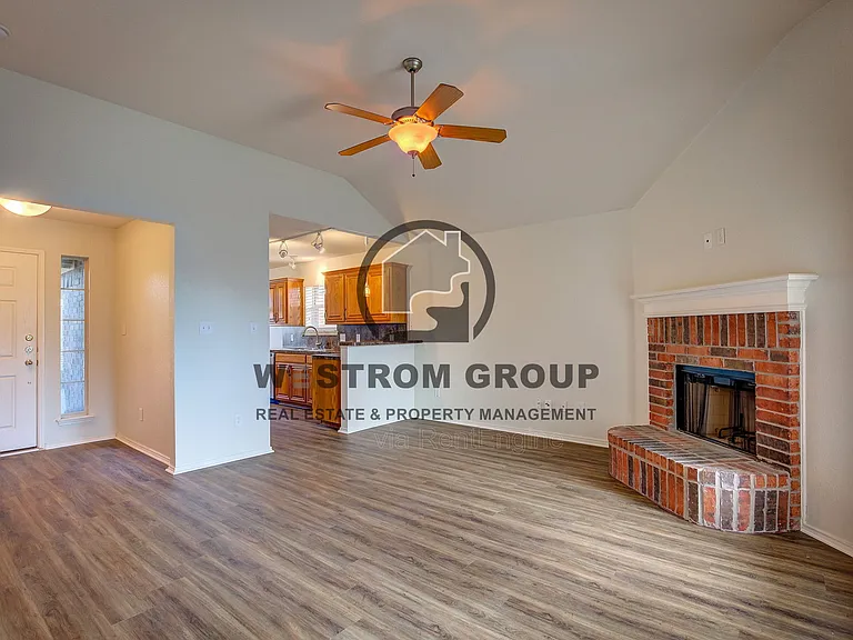 10904 Rising Mist Ct — Photo 7